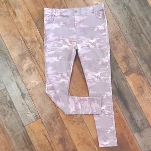 Amaryllis Camo Jeggings Purple and Grey Size XL